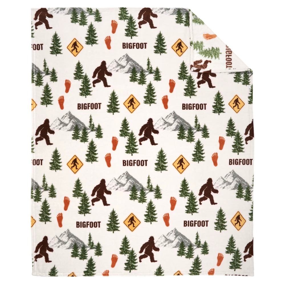 Bass Pro Shops Bigfoot Throw Blanket Unisex OS White NWT Sasquatch Fleece